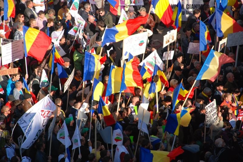 Marea Adunare a Moților și citirea Proclamației de la Câmpeni (19 octombrie 2013) -foto -
 Tudor Brădăţan (preluat de pe: voxpublica.realitatea.net)