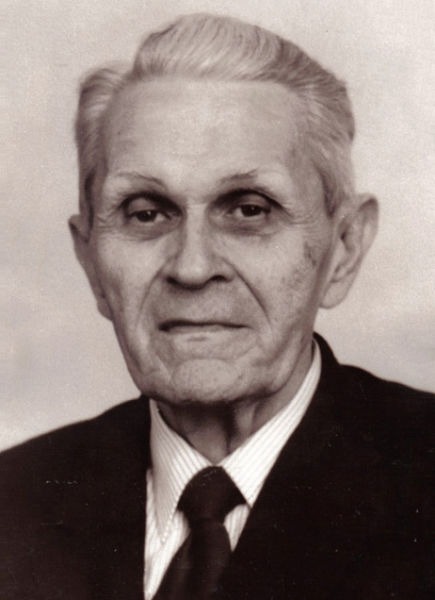 Corneliu (Cornel) Coposu (n. 20 mai 1914, Bobota, Sălaj – d. 11 noiembrie 1995, Bucureşti) a fost un politician român, liderul opoziţiei din România postcomunistă - foto preluat de pe ro.wikipedia.org