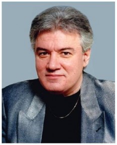 Cornel Fugaru (n. 2 decembrie 1940, București; d. 13 iulie 2011, București), compozitor de muzică ușoară, solist vocal și instrumentist român, lider al formației Sincron - foto: cinemagia.ro
