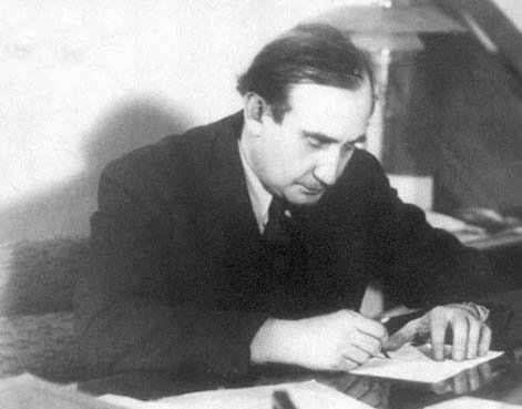 Emil Petraşcu (n. 1894; d. 1967), inginer, specialist în domeniul radiocomunicaţiilor - foto: enciclopediaromaniei.ro