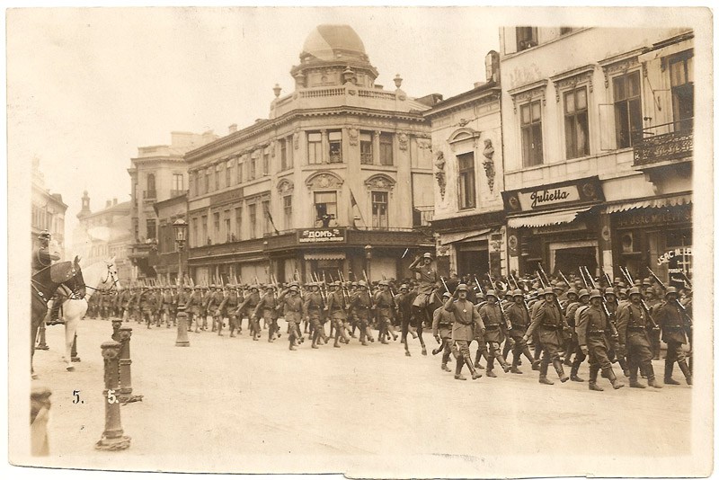 1 decembrie 1916: Administraţia militară germano-austro-ungară se instalează la Bucureşti, dupa retragerea in Moldova a armatei si administratiei romanesti - foto: cersipamantromanesc.wordpress.com