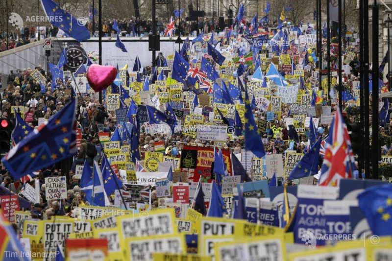 Manifestaţie uriaşă la Londra împotriva Brexitului (23 martie 2019) - foto preluat de pe www.agerpres.ro