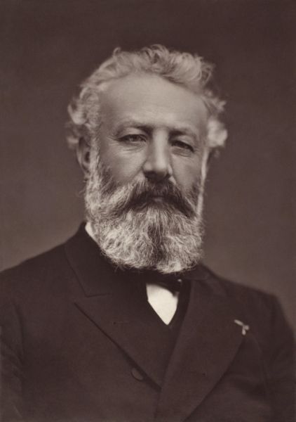 Jules Gabriel Verne (1828 - 1905) - Portret de Étienne Carjat, c. 1884 - foto preluat de pe en.wikipedia.org