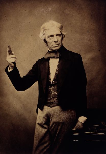 Michael Faraday (1791 - 1867) - c. 1855–60 Photograph by Maull & Polyblank - foto preluat de pe en.wikipedia.org